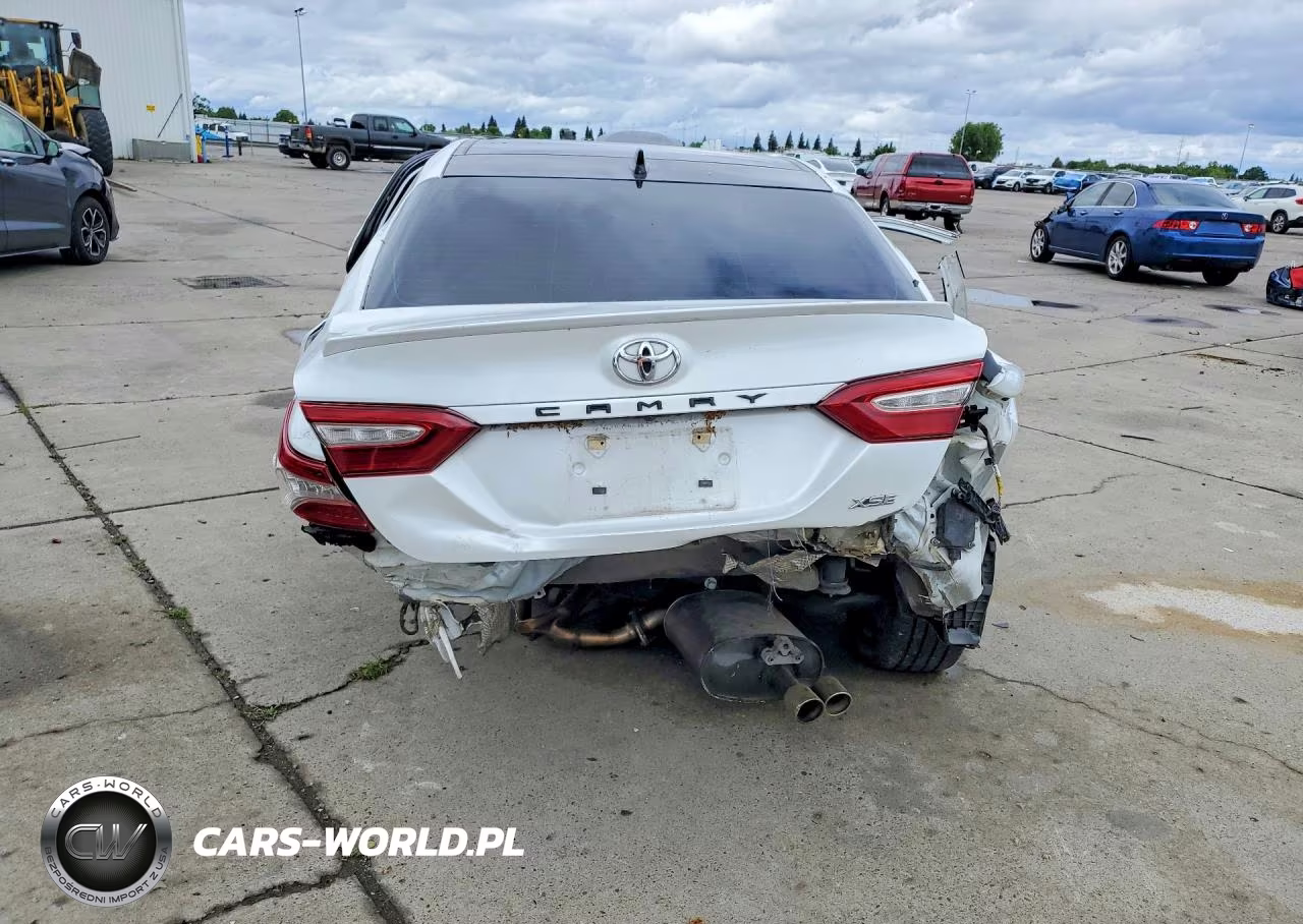 2018 Toyota Camry Xse V6 VIN:4T1BZ1HK5JU011530 - 6