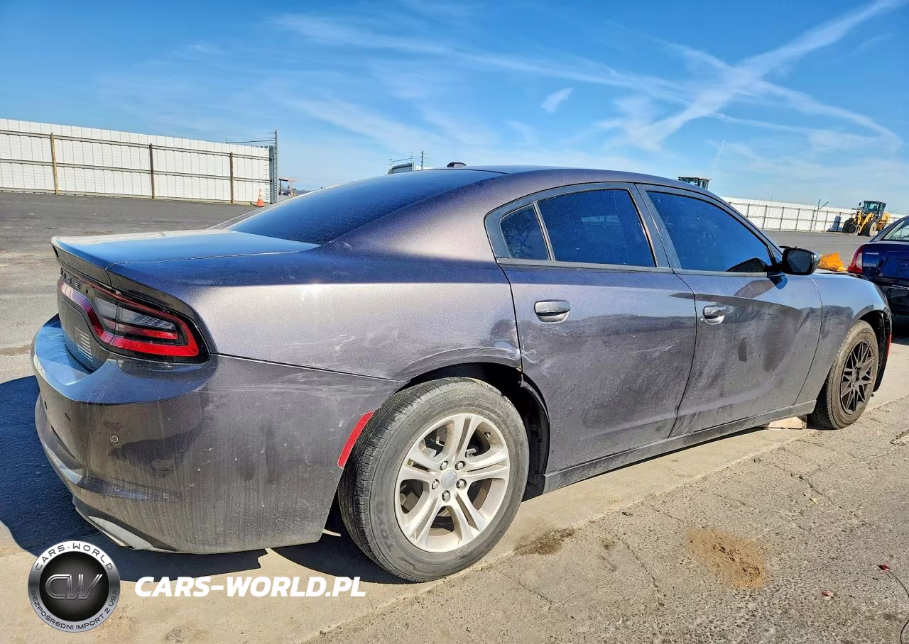 2020 Dodge Charger Sxt VIN:2C3CDXBG2LH143976 - 3