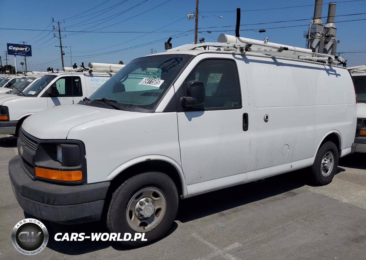 2013 Chev Express G2500