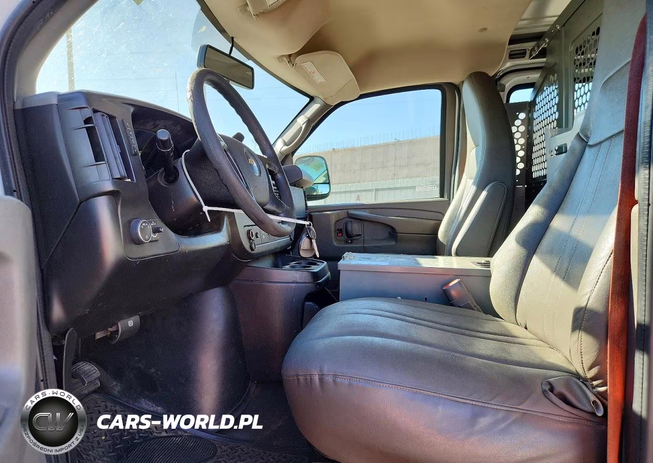 2014 Chevrolet Express 2500 Utility - Service Van VIN:1GCWGFCB7E1120286 - 7