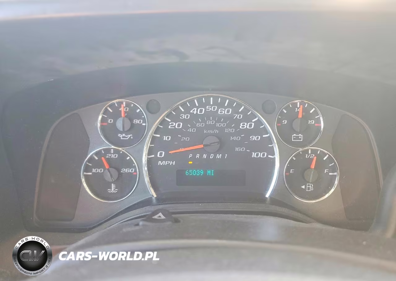 2014 Chevrolet Express 2500 Utility - Service Van VIN:1GCWGFCB7E1120286 - 9