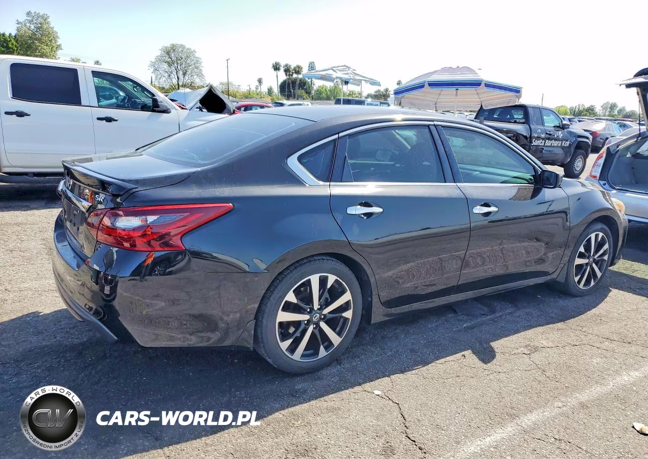 2018 Nissan Altima 2.5 Sr VIN:1N4AL3AP0JC104342 - 3