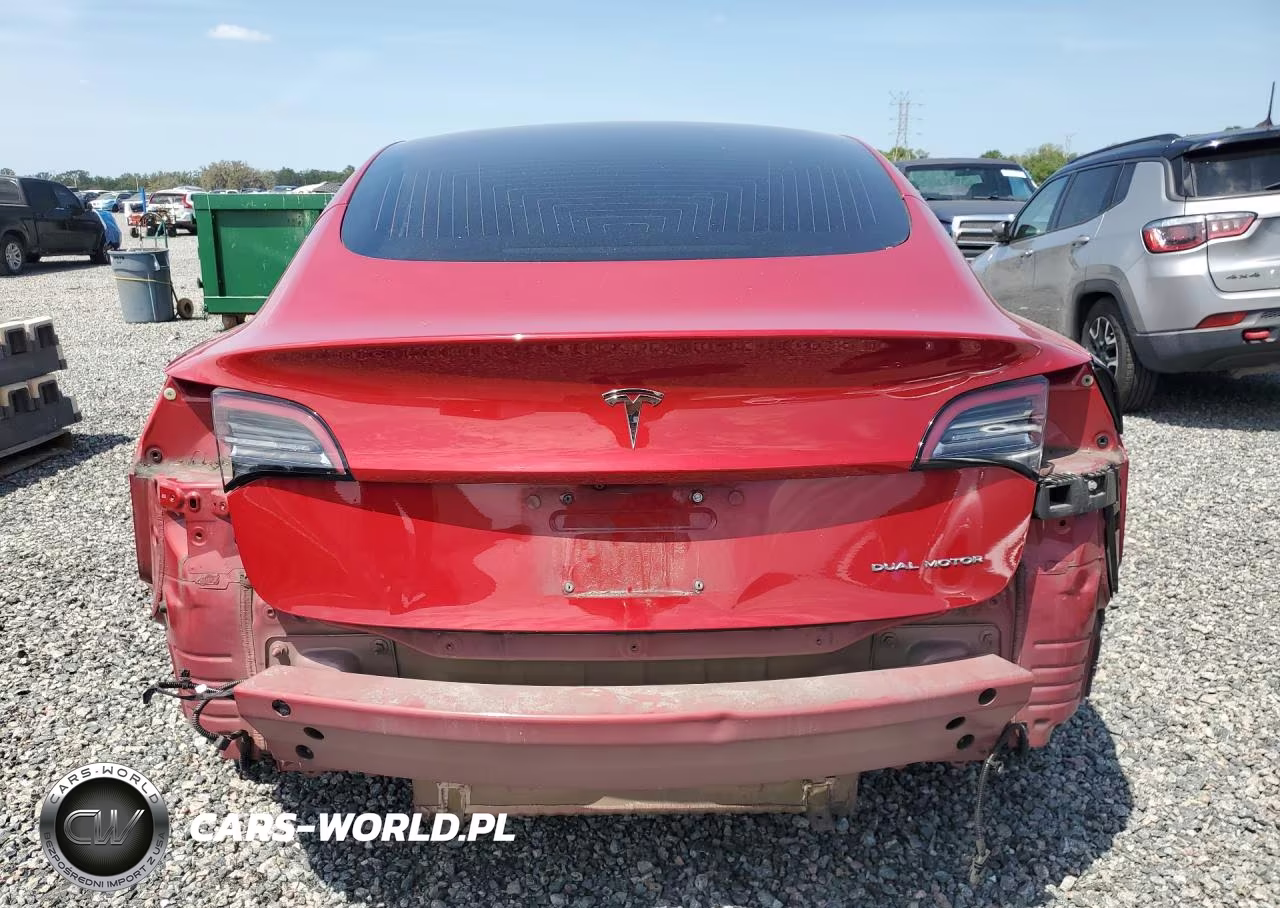 2018 Tesla Model 3 VIN:5YJ3E1EBXJF117215 - 6