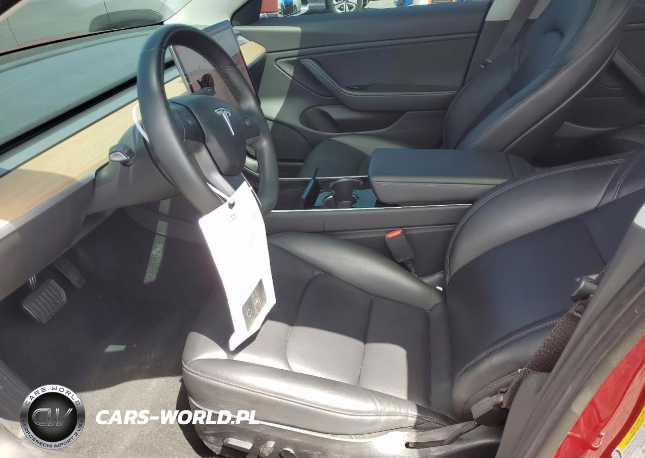 2018 Tesla Model 3 VIN:5YJ3E1EBXJF117215 - 7