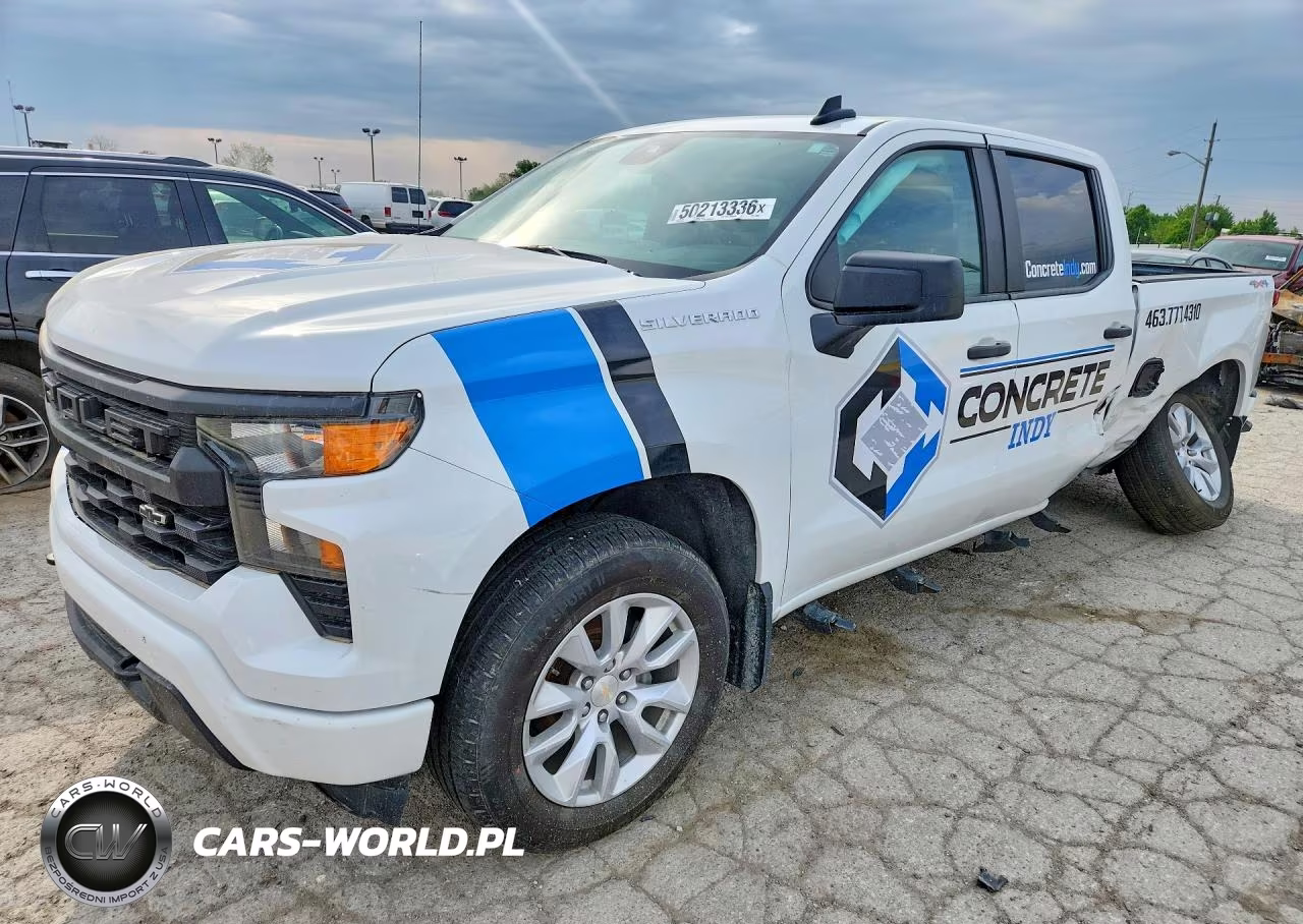 2022 Chevrolet Silverado K1500 Custom