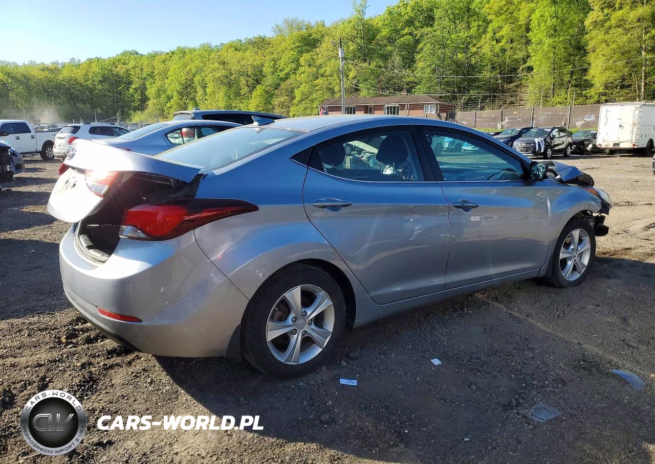 2016 Hyundai Elantra Value Edition VIN:5NPDH4AEXGH735397 - 3