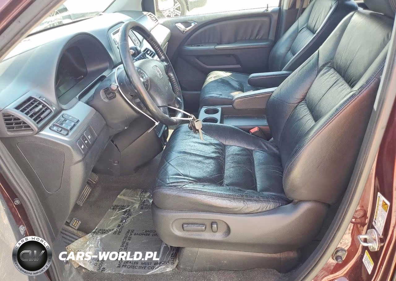 2010 Honda Odyssey Touring VIN:5FNRL3H90AB078140 - 7