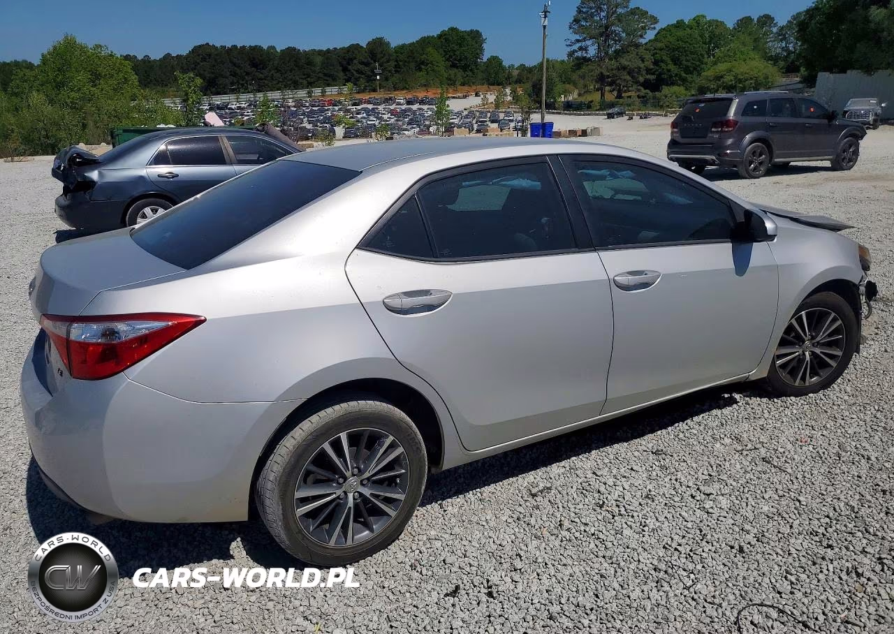 2016 Toyota Corolla Le Plus VIN:2T1BURHE2GC640843 - 3