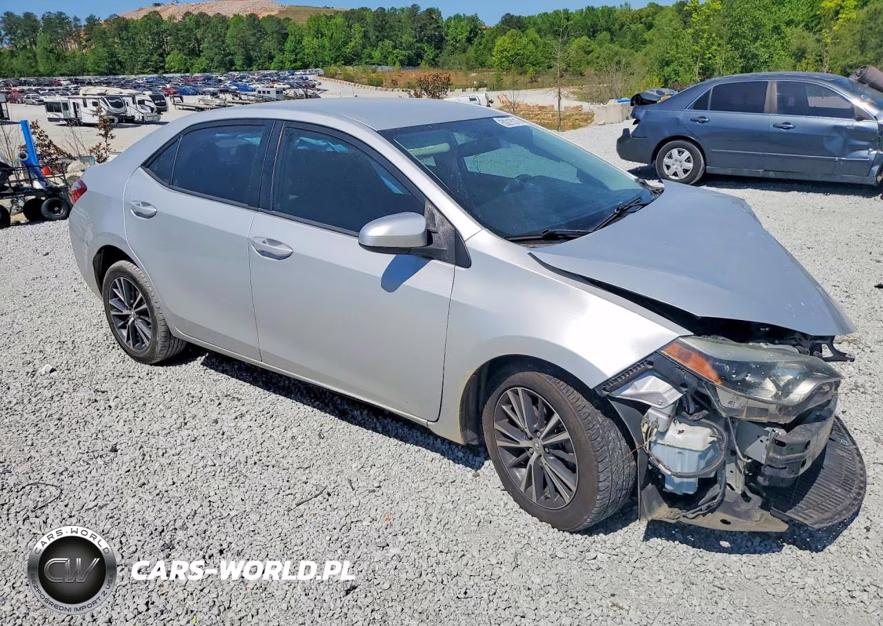 2016 Toyota Corolla Le Plus VIN:2T1BURHE2GC640843 - 4