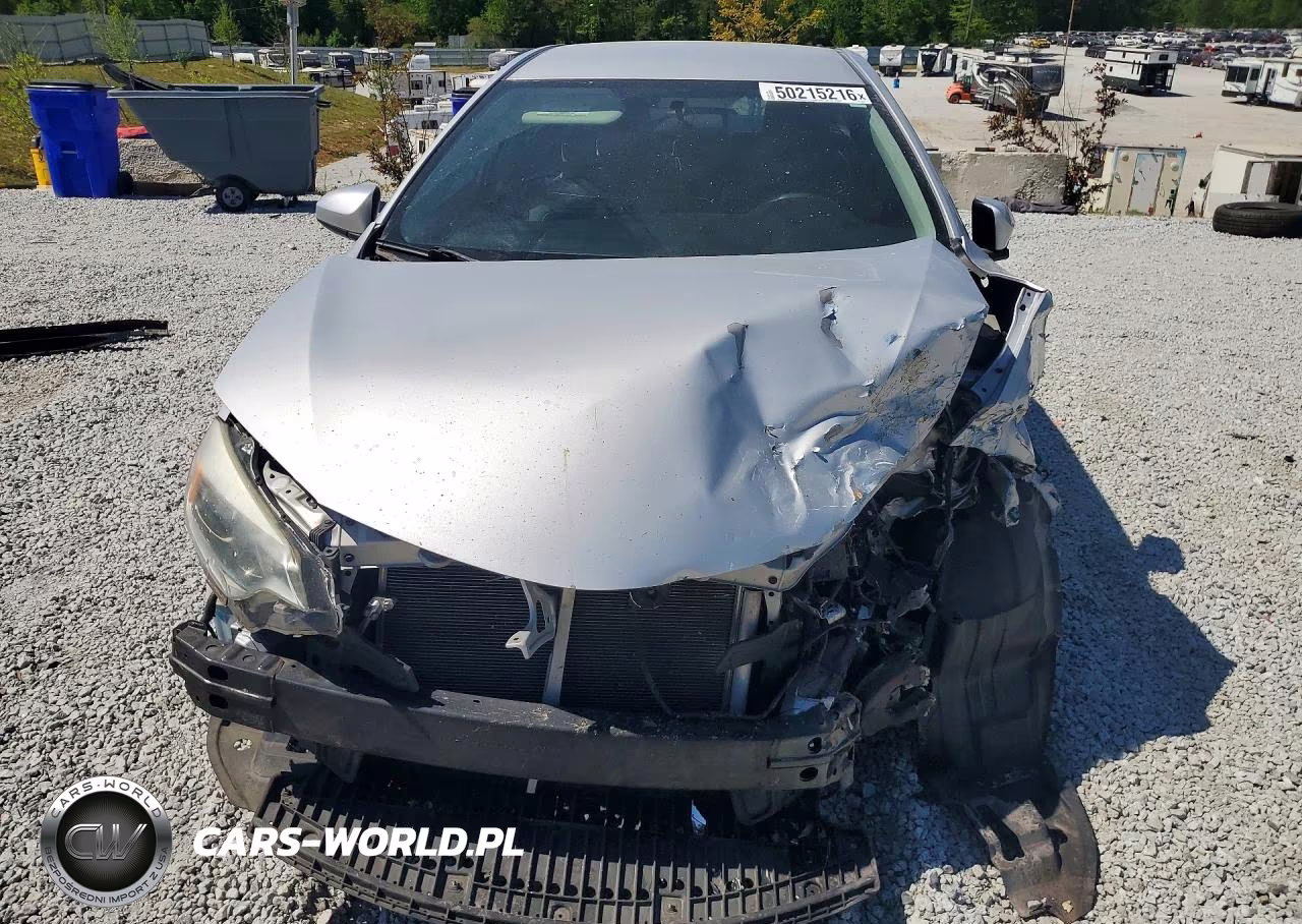 2016 Toyota Corolla Le Plus VIN:2T1BURHE2GC640843 - 5