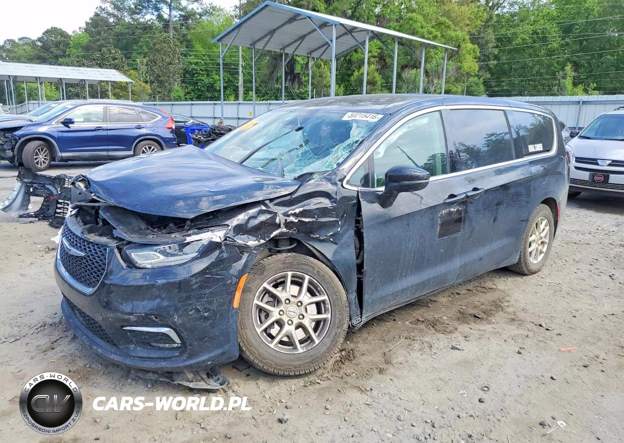 2023 Chrysler Pacifica Touring L VIN:2C4RC1BGXPR552717 - 1