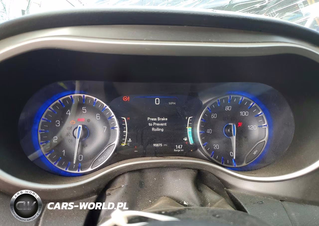 2023 Chrysler Pacifica Touring L VIN:2C4RC1BGXPR552717 - 9