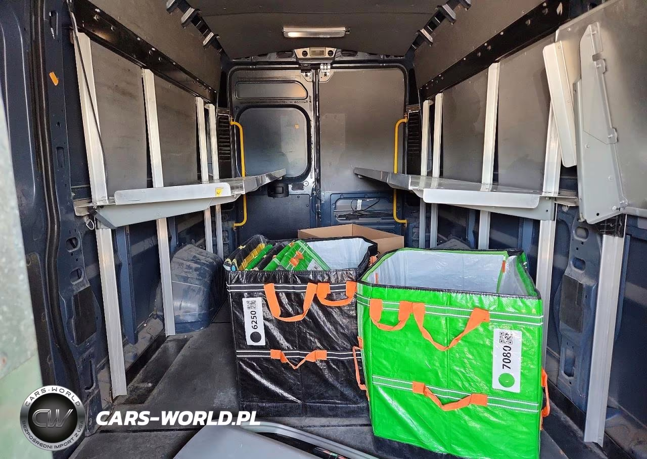 2019 Ram Promaster 3500 Delivery Van VIN:3C6URVJG0KE545195 - 11