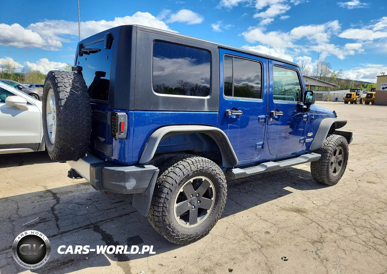 2009 Jeep Wrangler Unlimited Sahara VIN:1J8GA59199L715254 - 3