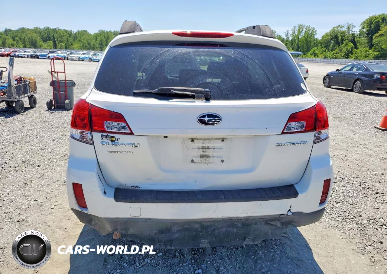2013 Subaru Outback 2.5I Premium VIN:4S4BRCGC7D3281147 - 6