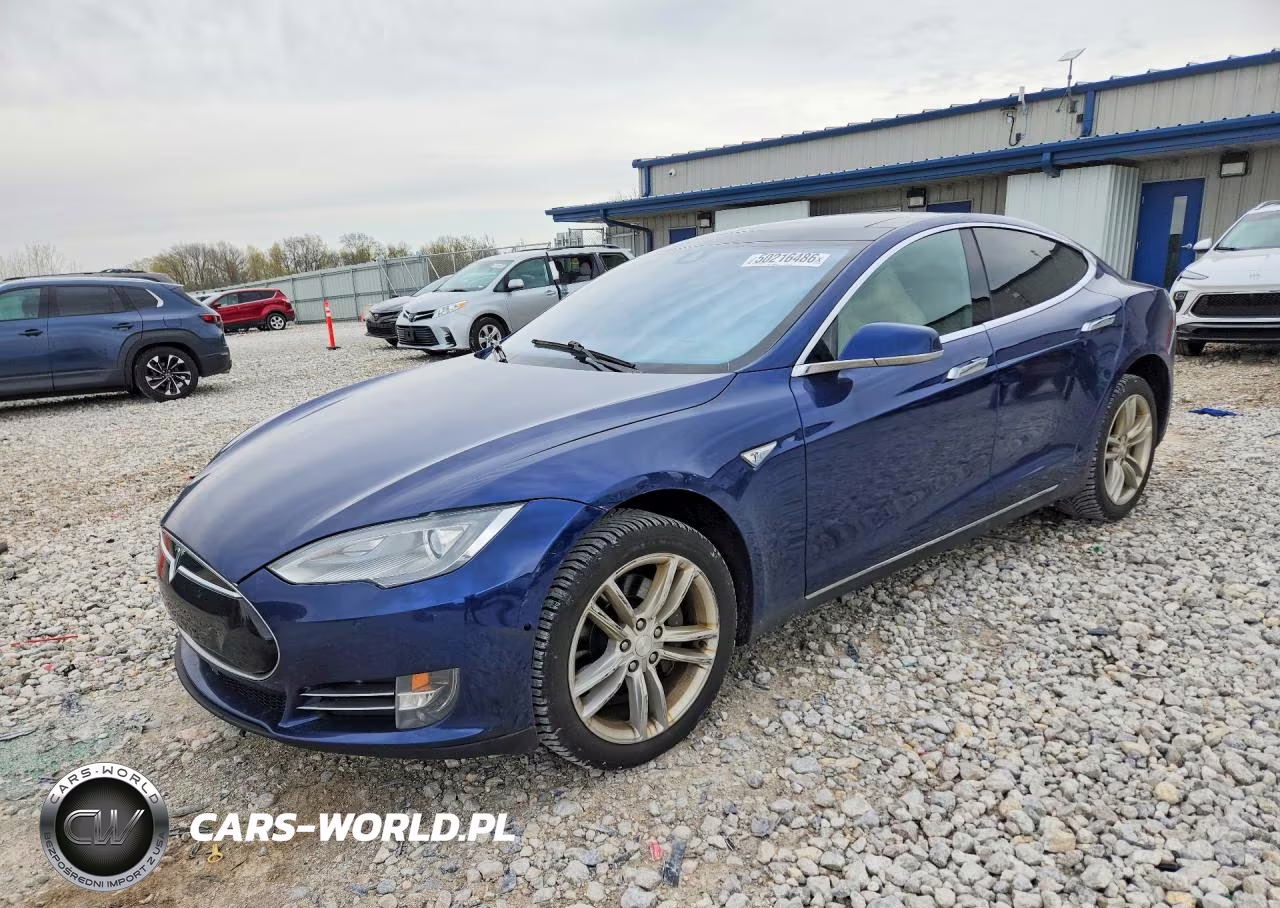 2015 Tesla Model S 70D