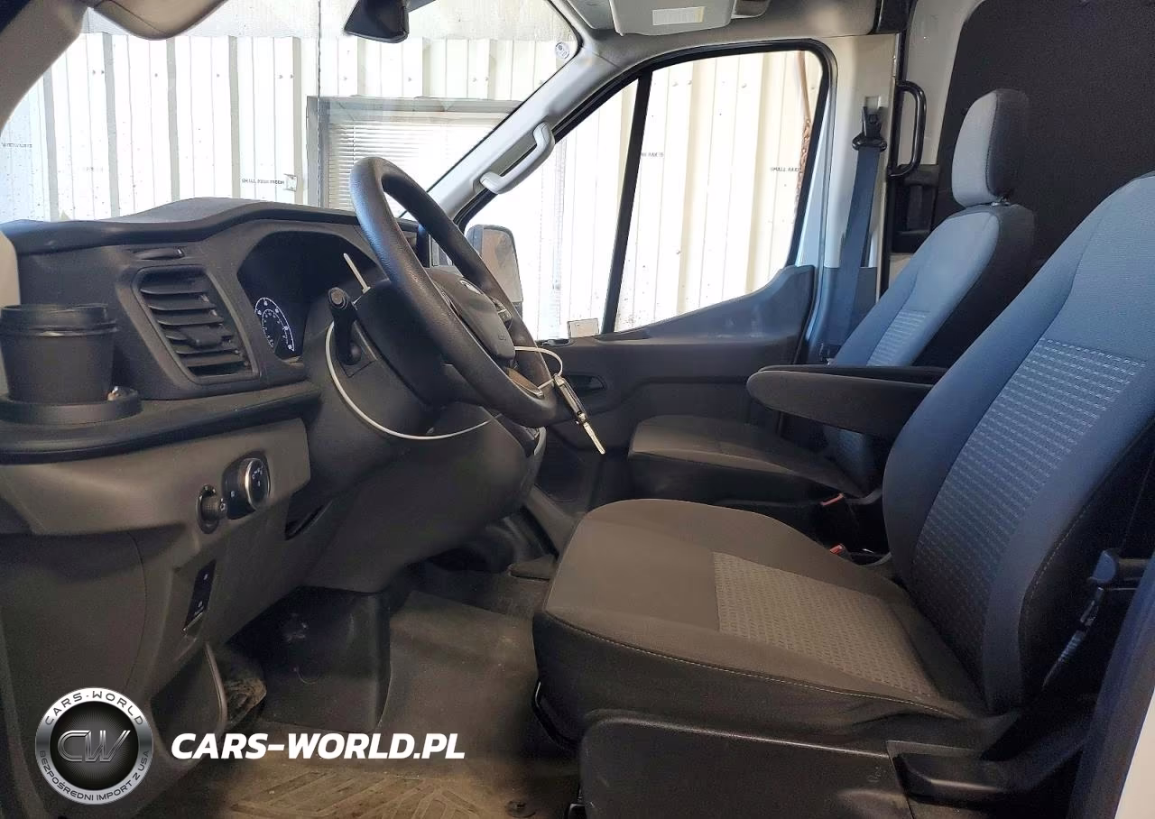 2025 Ford Transit T-250 VIN:1FTBR1C82SKA69477 - 7