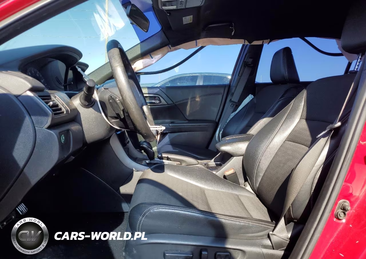 2016 Honda Accord Sport VIN:1HGCR2F5XGA122615 - 10