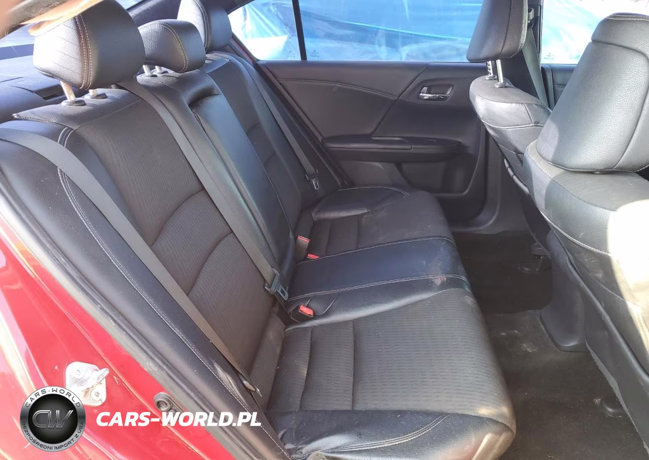 2016 Honda Accord Sport VIN:1HGCR2F5XGA122615 - 17