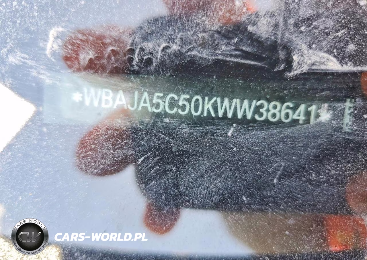 2019 BMW 530 I VIN:WBAJA5C50KWW38641 - 12