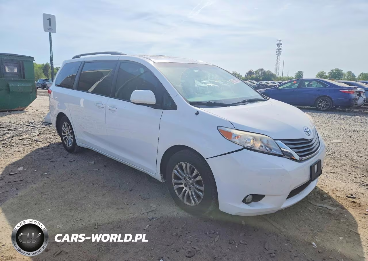 2014 Toyota Sienna Xle 8-Passenger VIN:5TDYK3DC9ES490056 - 4
