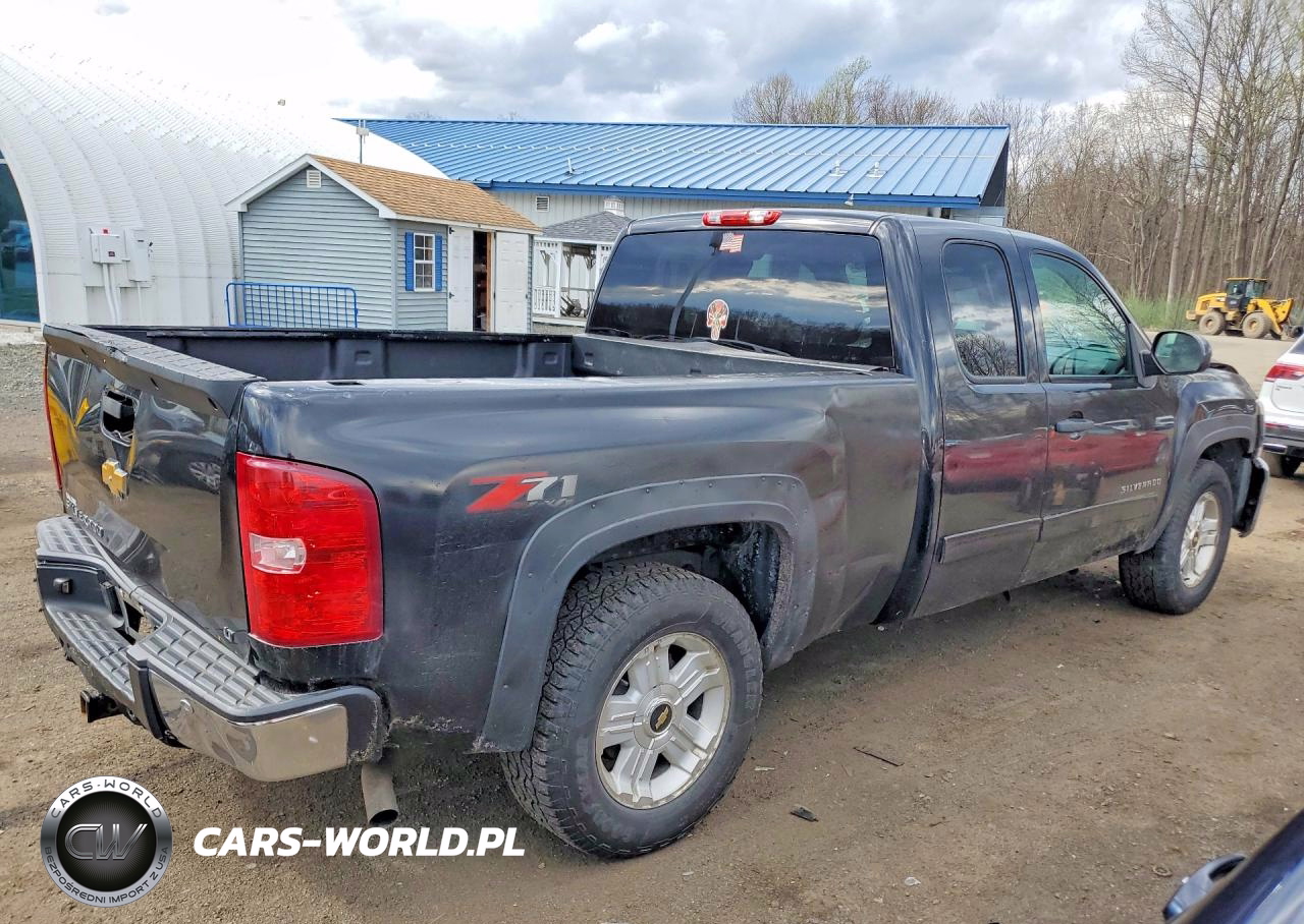 2013 Chevrolet Silverado K1500 Lt VIN:1GCRKSE72DZ355000 - 3