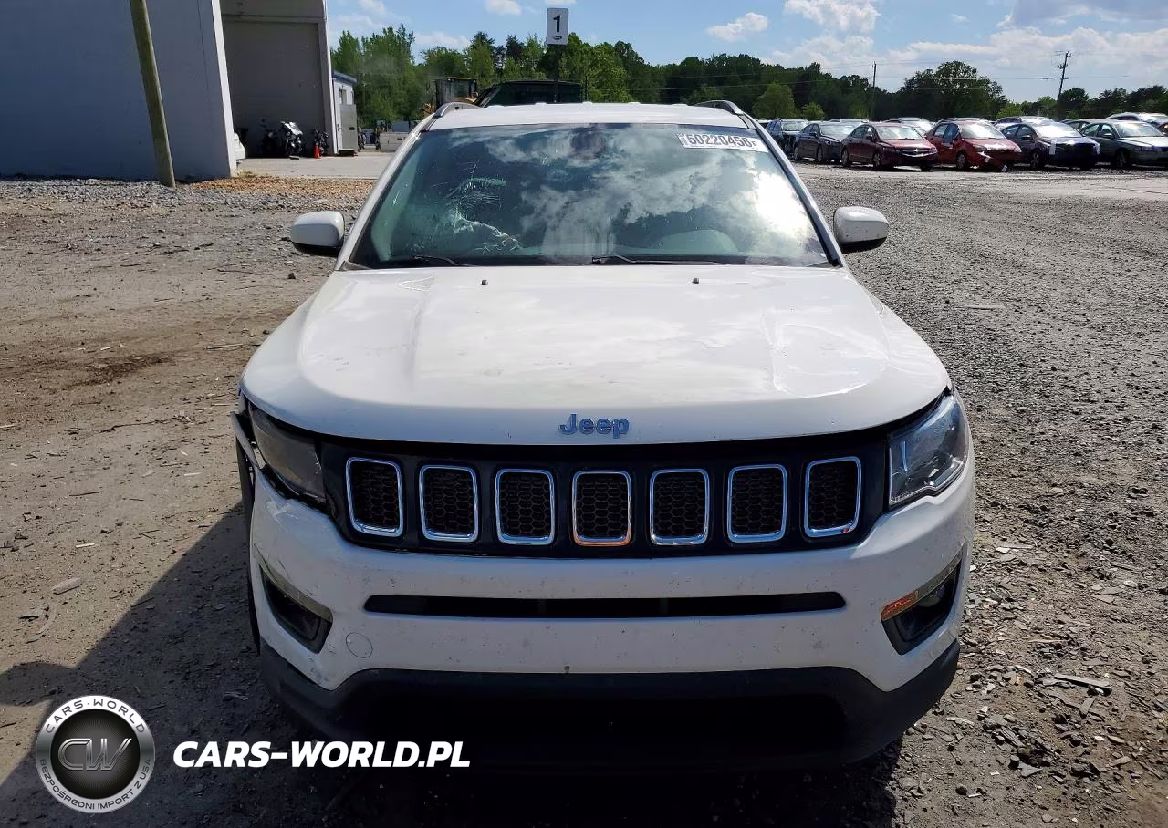 2019 Jeep Compass Latitude VIN:3C4NJCBB5KT851509 - 5