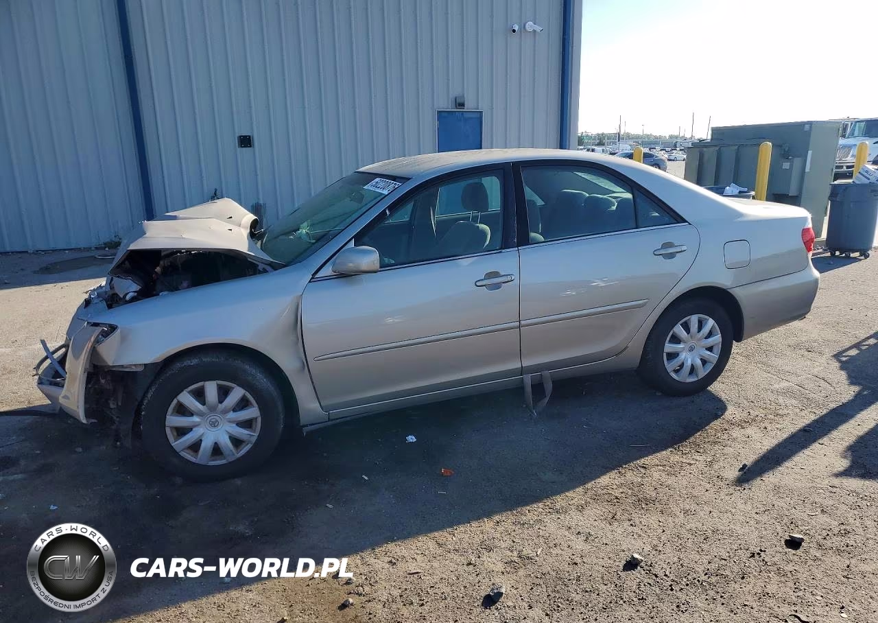 2005 Toyota Camry Le