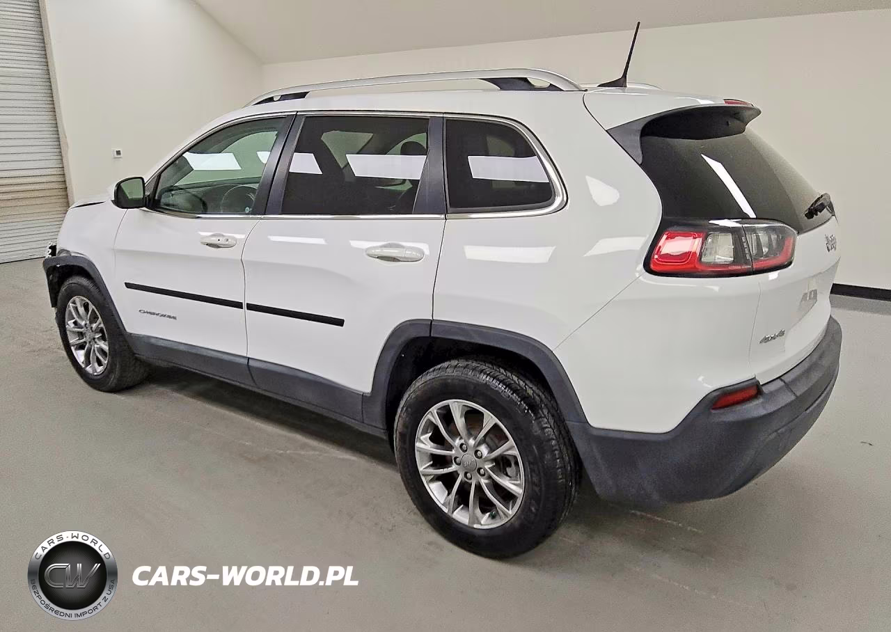 2019 Jeep Cherokee Latitude Plus VIN:1C4PJMLB8KD273540 - 2