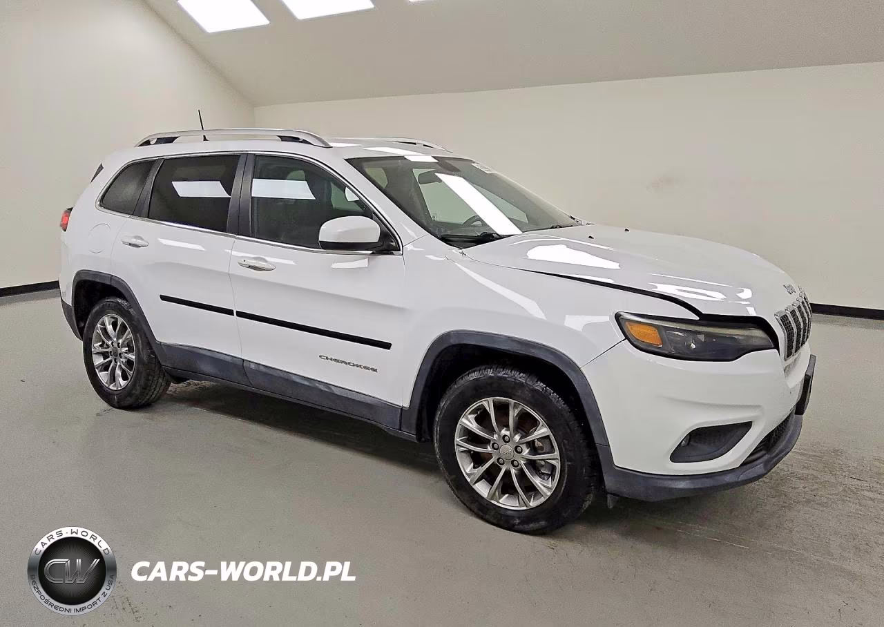2019 Jeep Cherokee Latitude Plus VIN:1C4PJMLB8KD273540 - 4