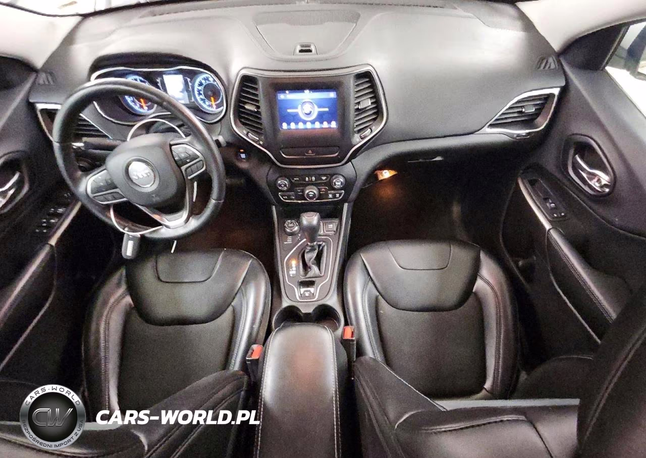 2019 Jeep Cherokee Latitude Plus VIN:1C4PJMLB8KD273540 - 8