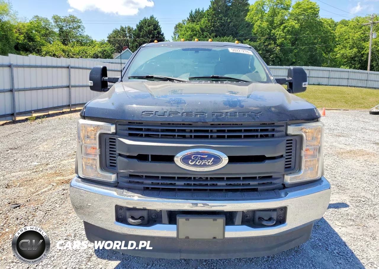 2017 Ford F250 Super Duty VIN:1FT7W2B63HEF09458 - 5