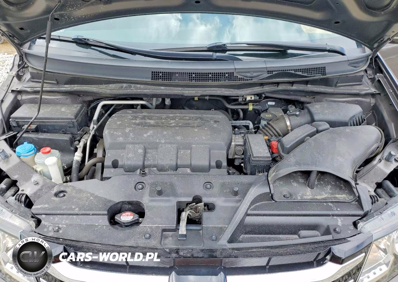 2016 Honda Odyssey Touring VIN:5FNRL5H96GB051478 - 12