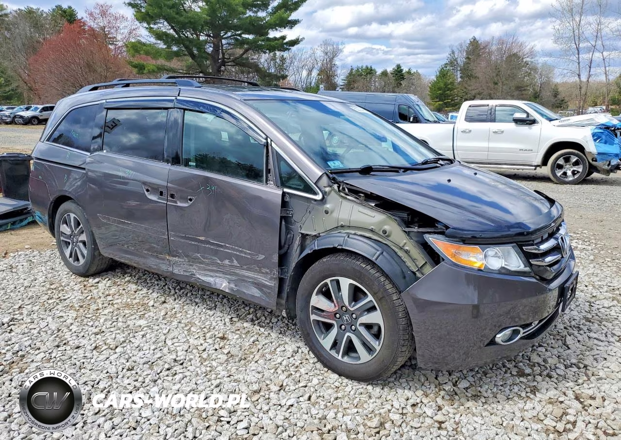 2016 Honda Odyssey Touring VIN:5FNRL5H96GB051478 - 4