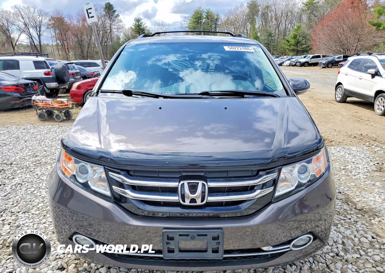 2016 Honda Odyssey Touring VIN:5FNRL5H96GB051478 - 5
