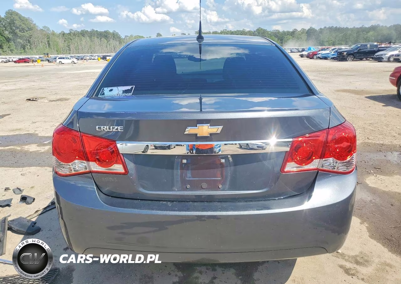 2013 Chevrolet Cruze Ls VIN:1G1PA5SH2D7196850 - 6