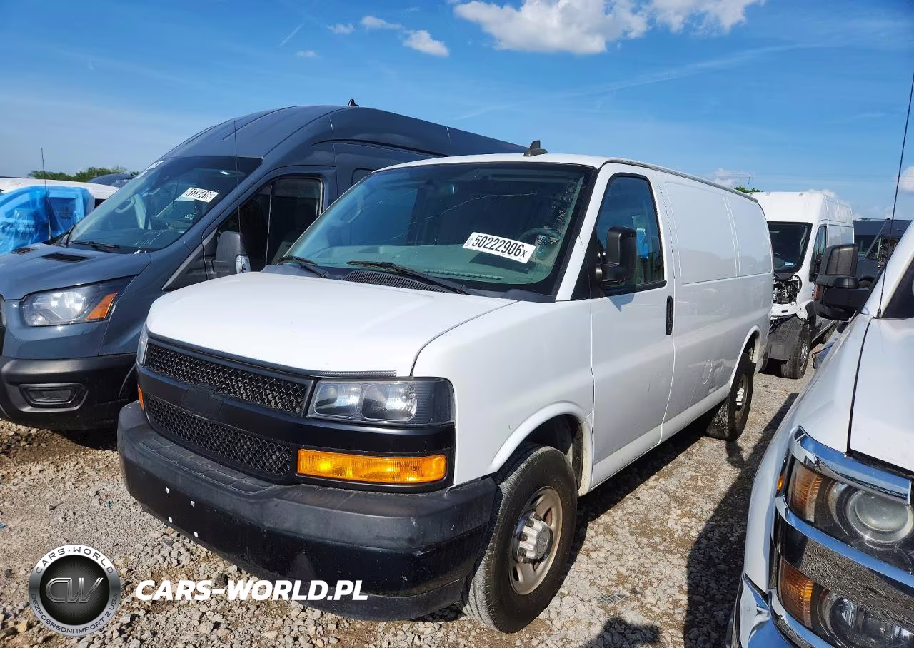 2020 Chevrolet Express G2500