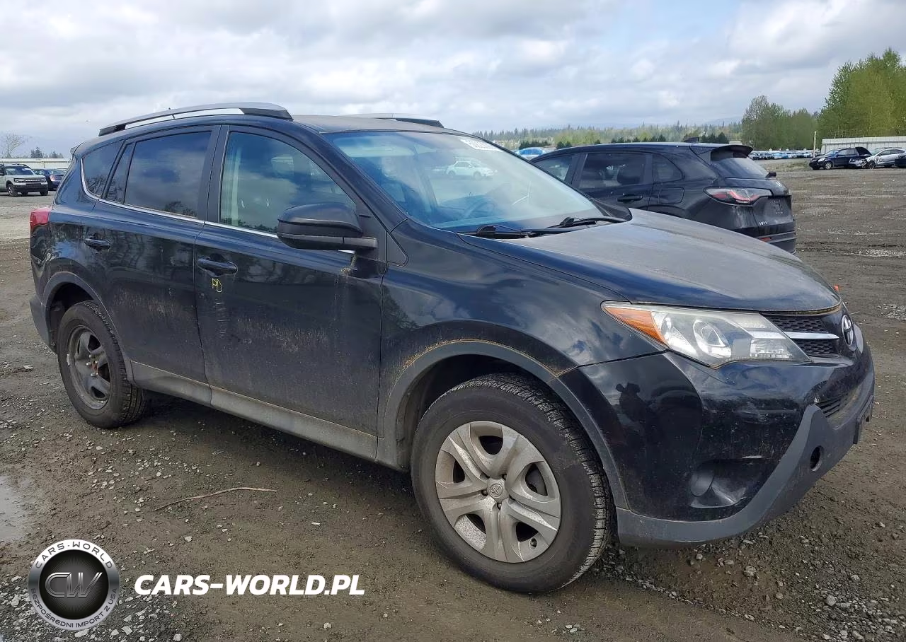 2015 Toyota Rav4 Le VIN:2T3BFREV6FW238889 - 4