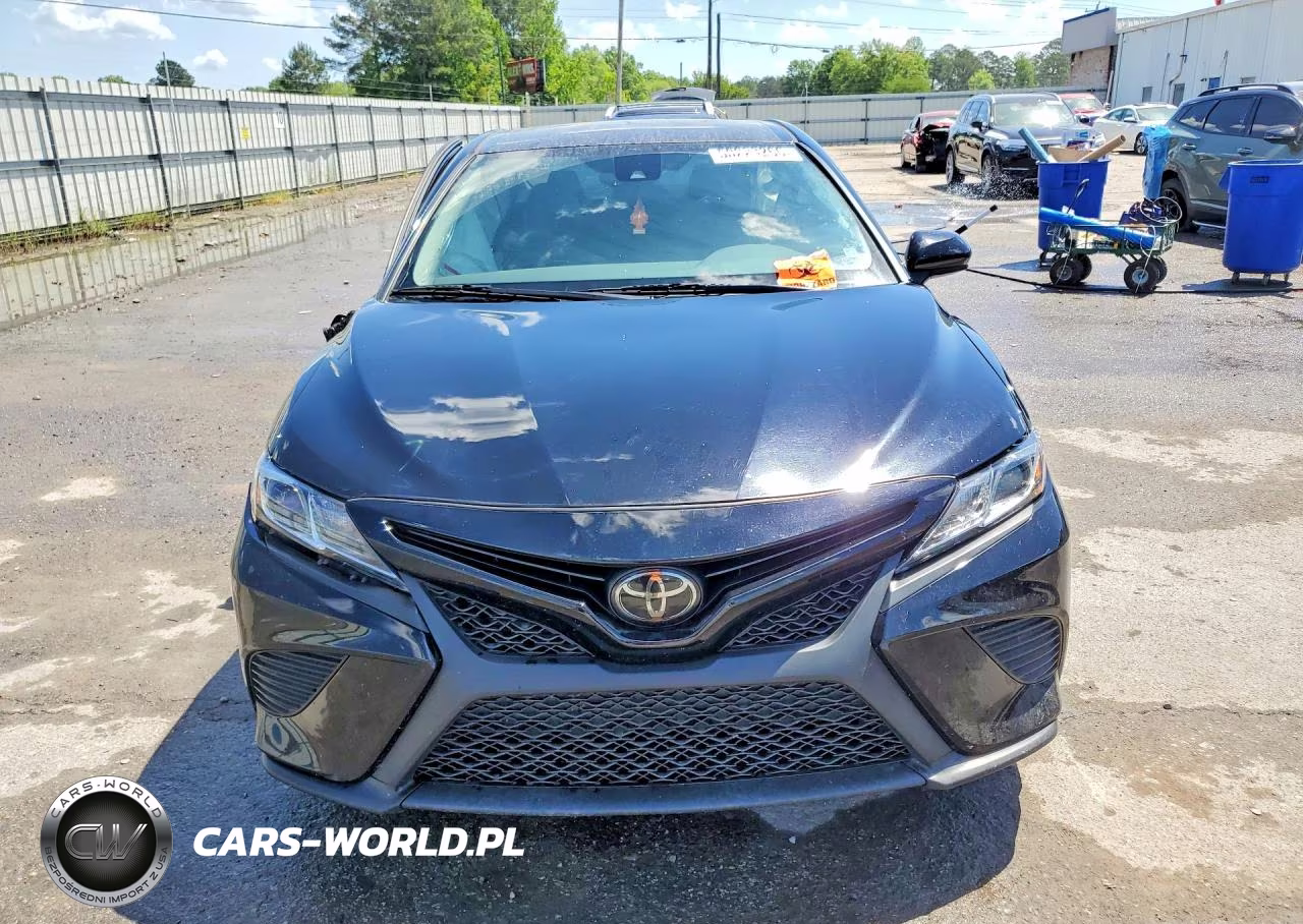 2020 Toyota Camry Se Nightshade VIN:4T1G11AK8LU380702 - 5