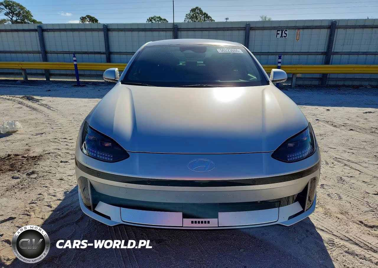 2025 Hyundai Ioniq 6 Limited VIN:KMHM54AA2SA084946 - 5