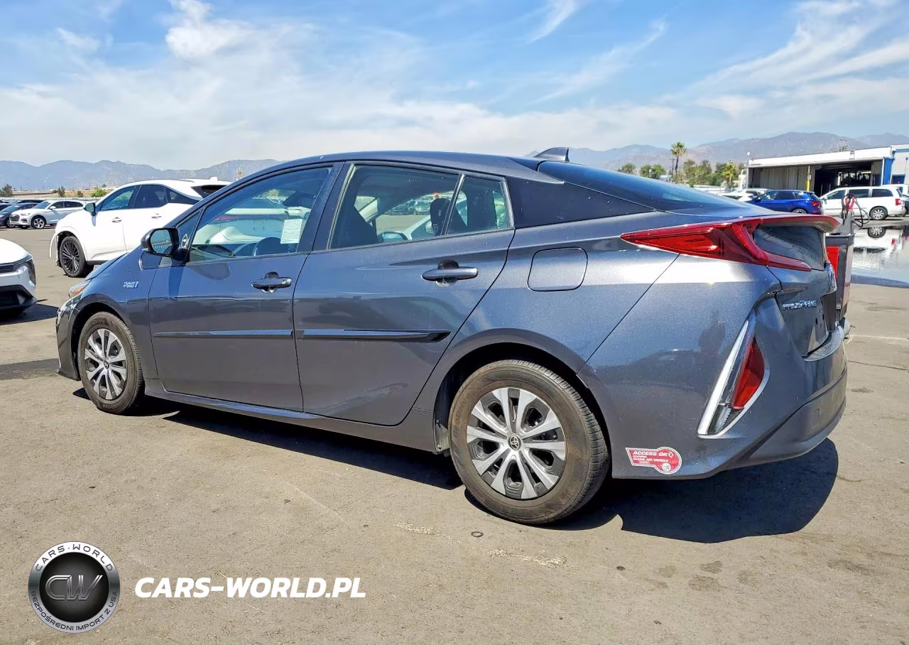 2022 Toyota Prius Prime Le VIN:JTDKAMFP2N3201194 - 2