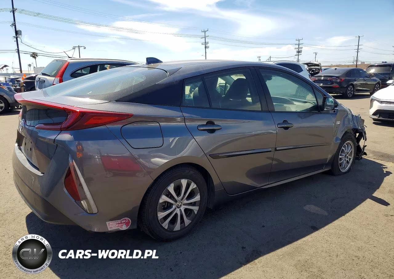 2022 Toyota Prius Prime Le VIN:JTDKAMFP2N3201194 - 3