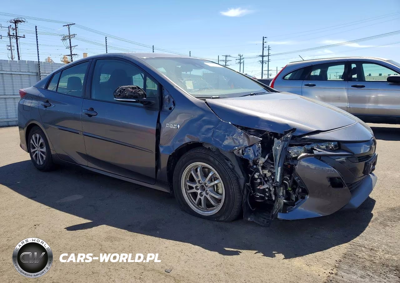 2022 Toyota Prius Prime Le VIN:JTDKAMFP2N3201194 - 4