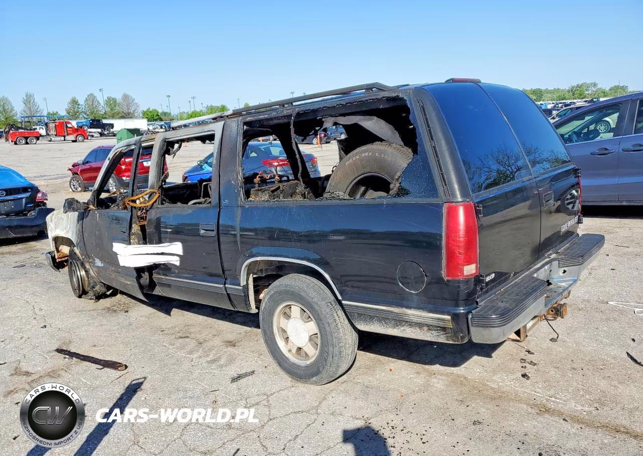 1999 Chevrolet Suburban C1500 VIN:1GNEC16R9XJ576111 - 2