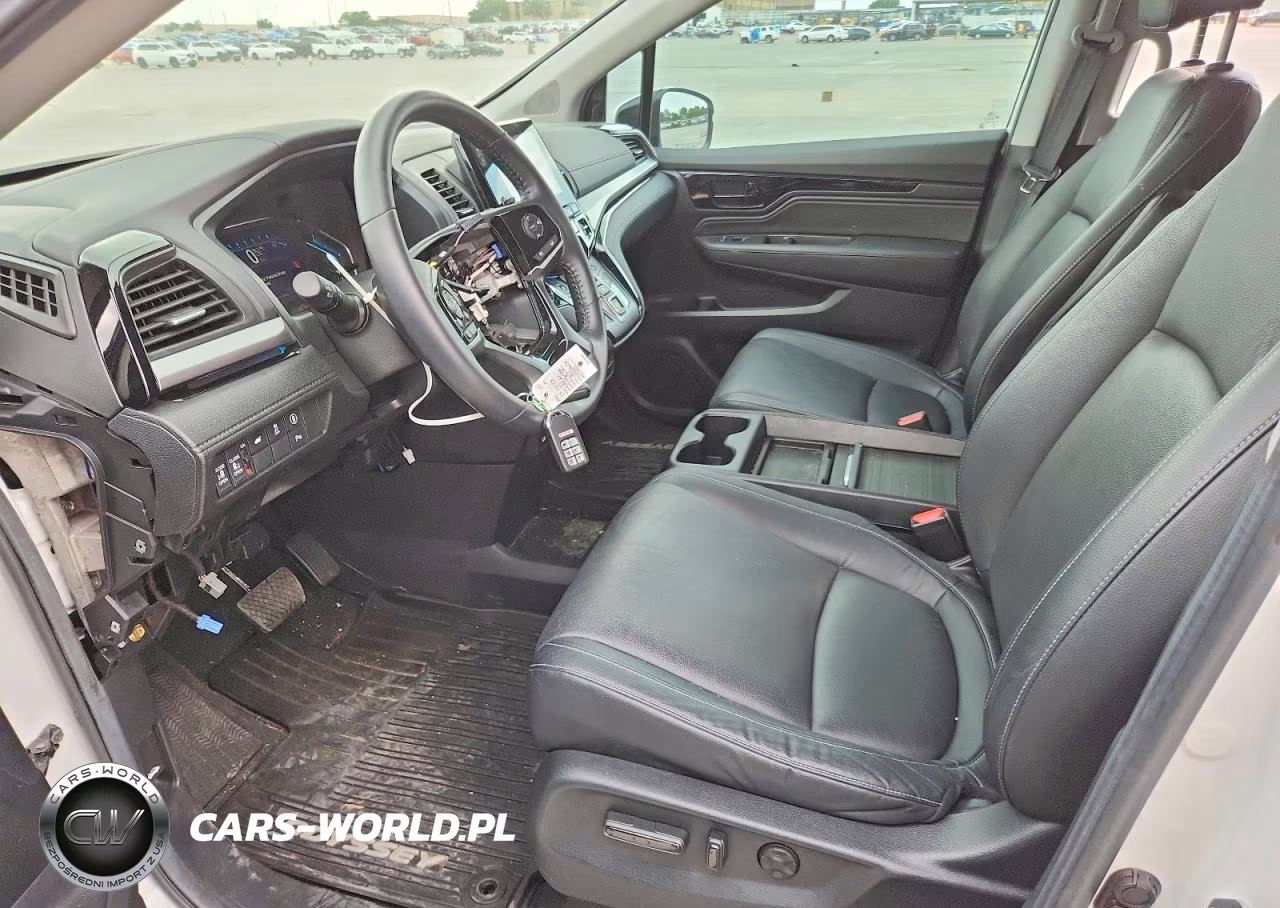 2024 Honda Odyssey Touring VIN:5FNRL6H86RB075666 - 7