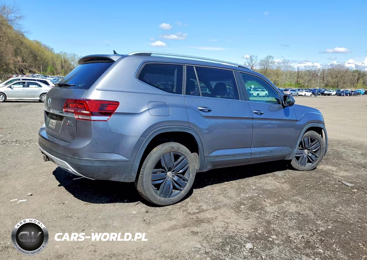 2019 Volkswagen Atlas Se VIN:1V2UR2CA9KC597950 - 3