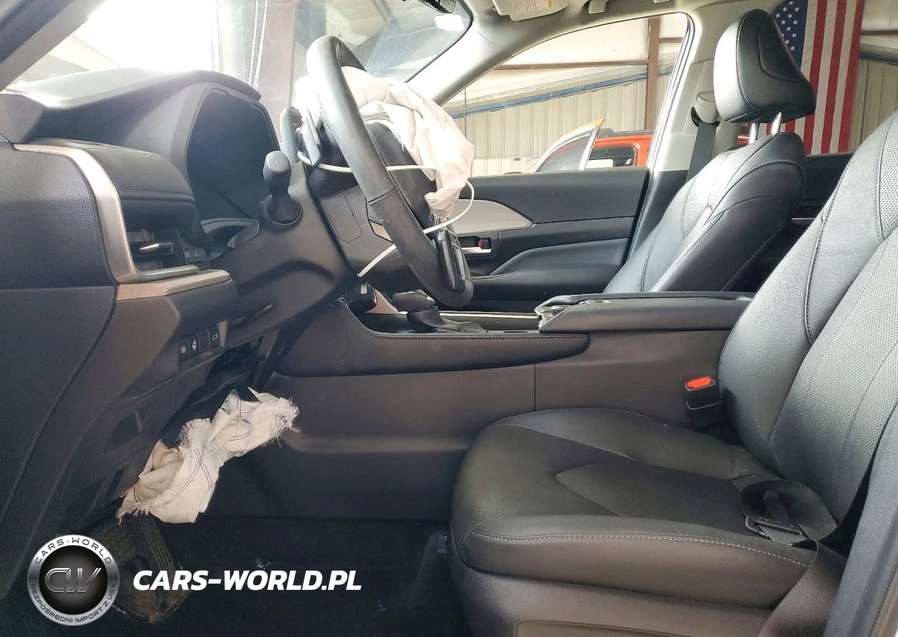 2024 Toyota Grand Highlander Platinum VIN:5TDAAAB54RS049194 - 7