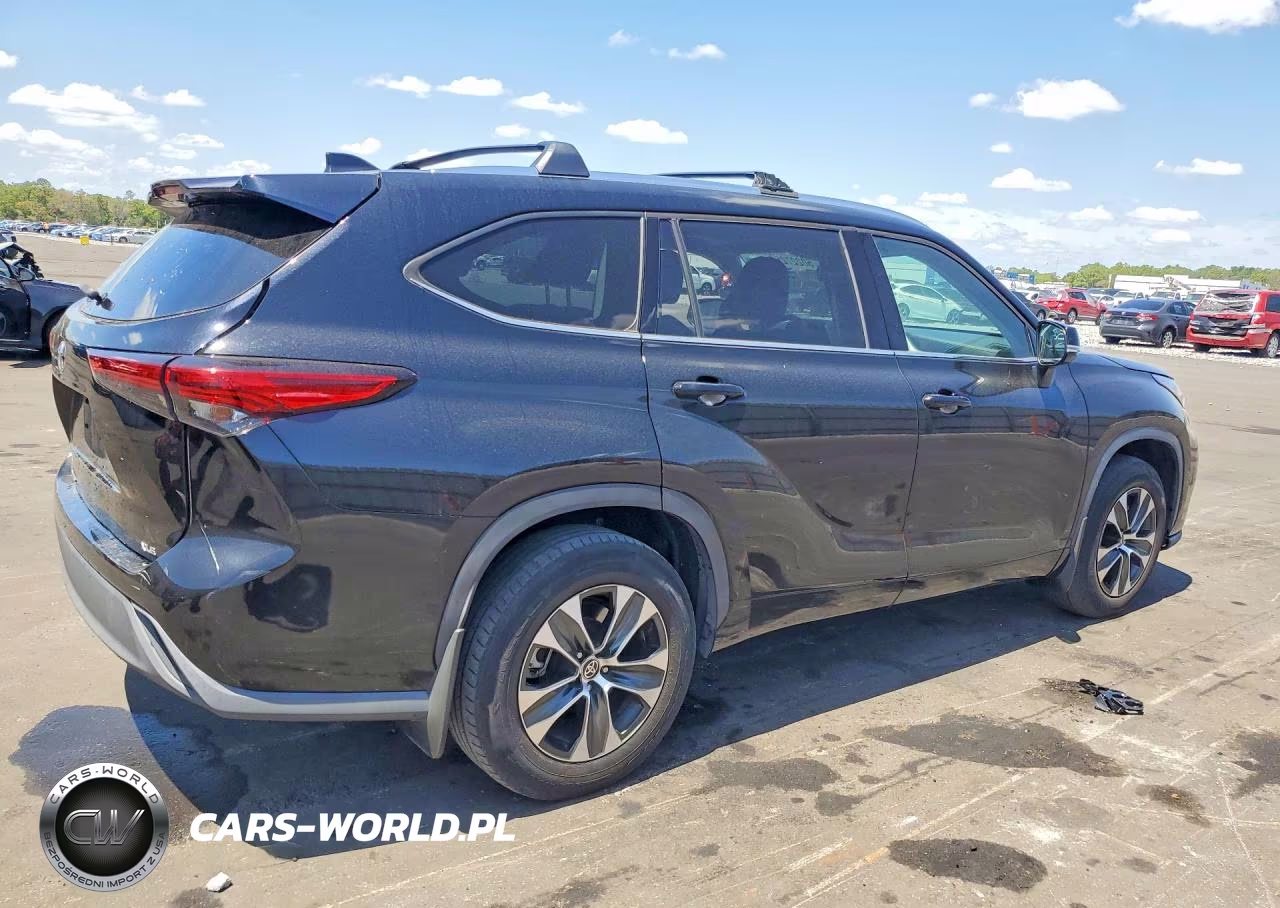 2020 Toyota Highlander Xle VIN:5TDGZRAH5LS513372 - 3