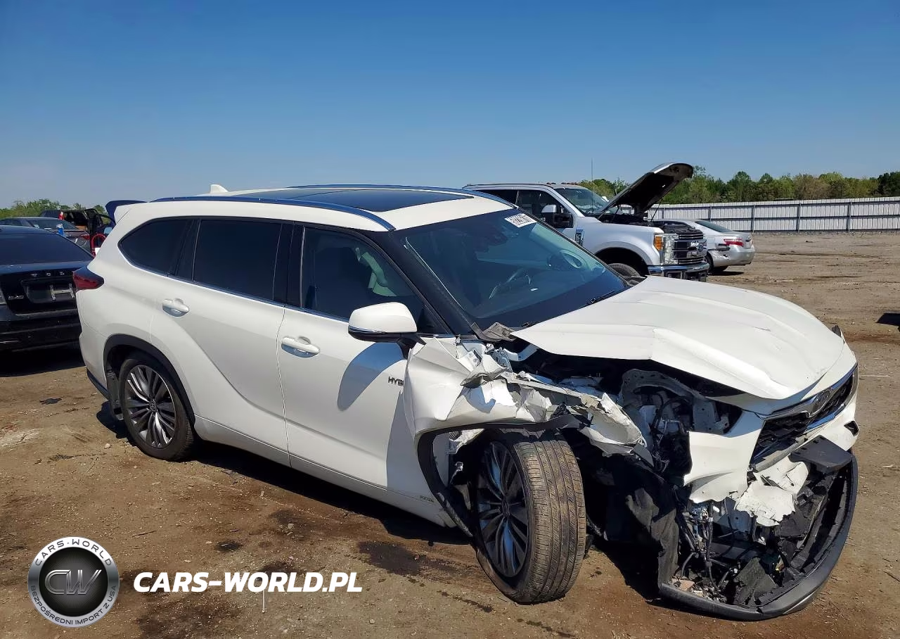 2021 Toyota Highlander Hybrid Platinum VIN:5TDEBRCH9MS041719 - 4