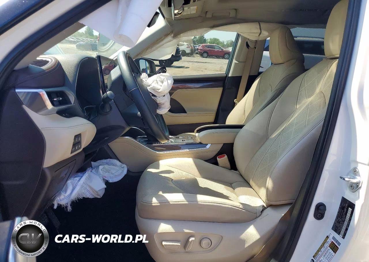 2021 Toyota Highlander Hybrid Platinum VIN:5TDEBRCH9MS041719 - 7
